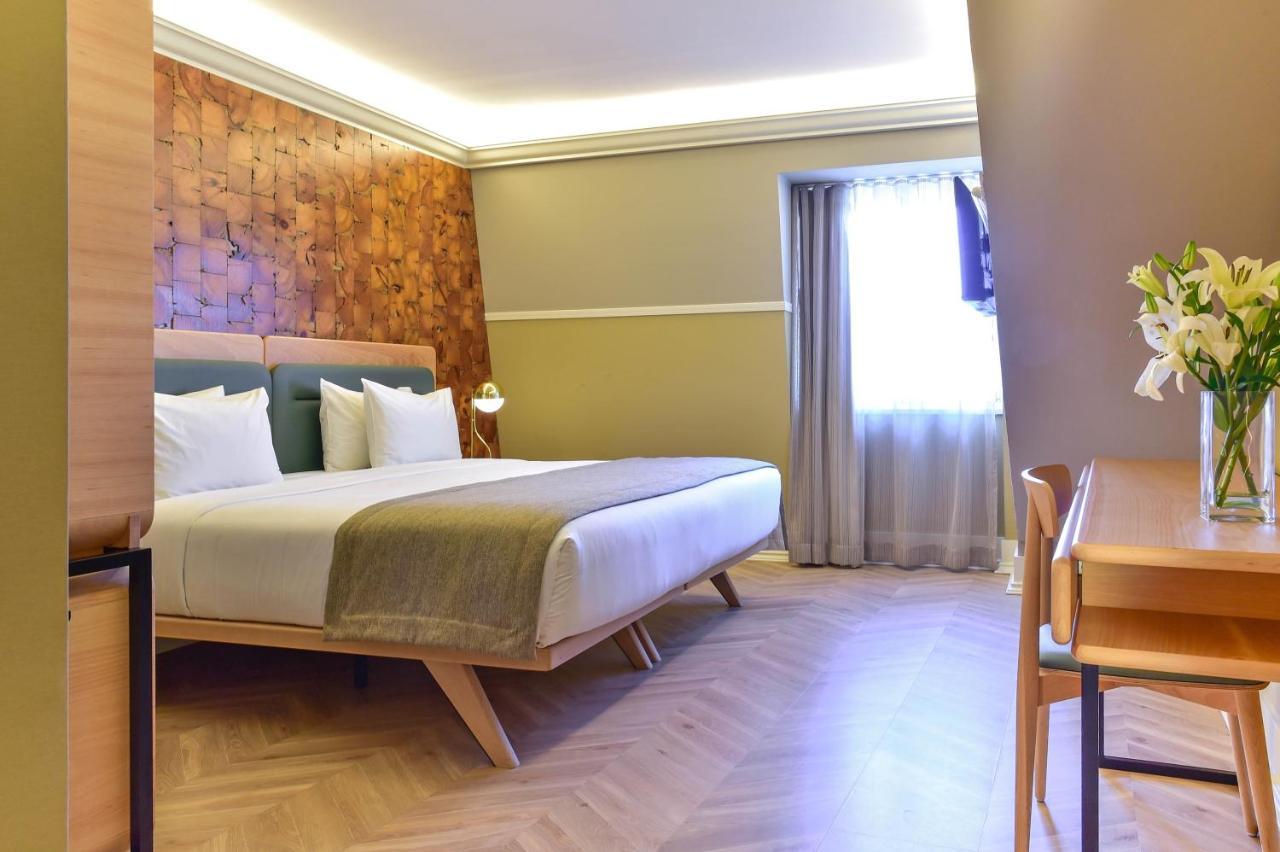 Double Room,1433090353:JPEG