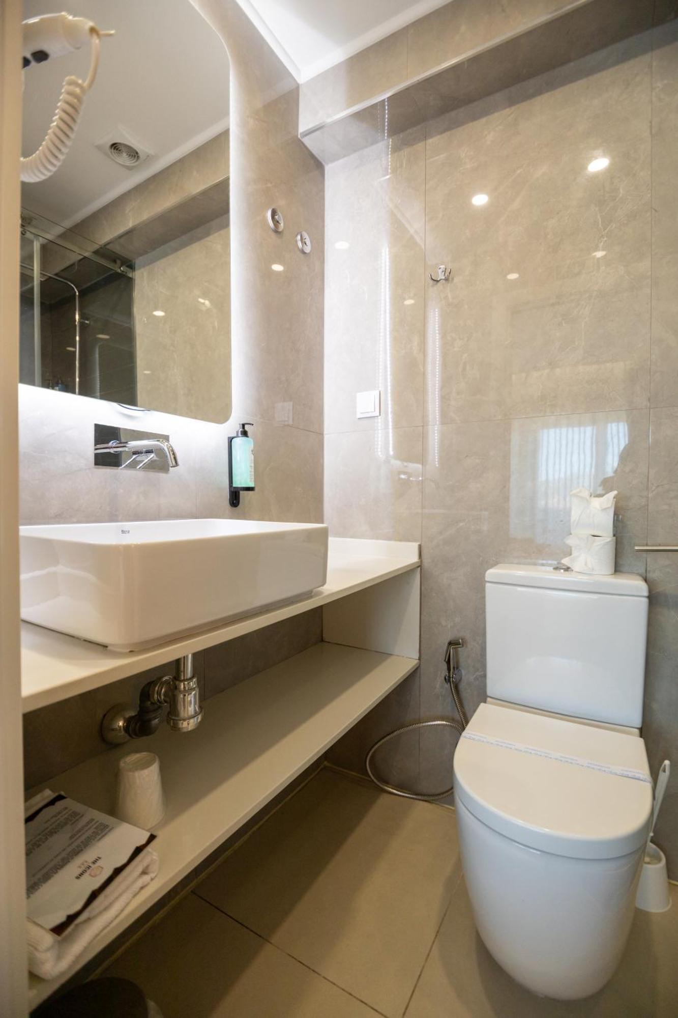 Quarto Twin com Varanda