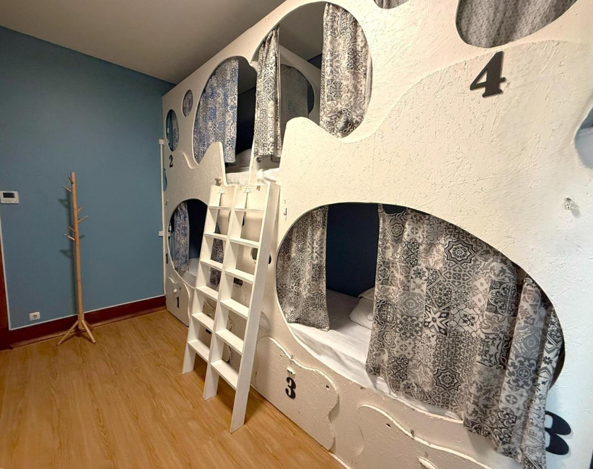 Bed 6-Bed Mixed Dormitory Room