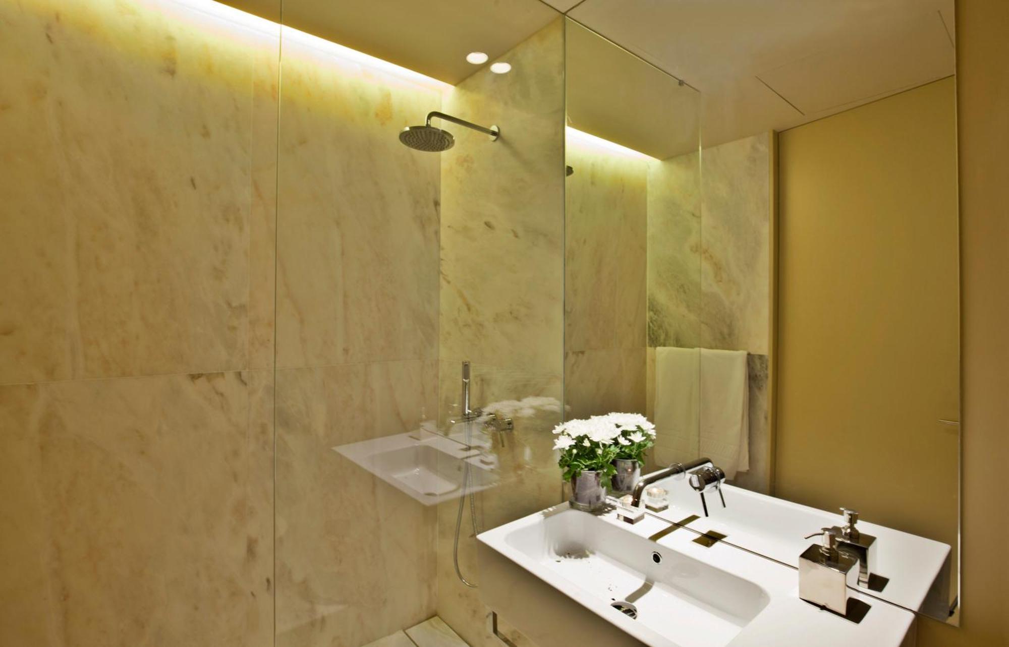 Apartamento Deluxe com 2 Quartos e Vista Rio