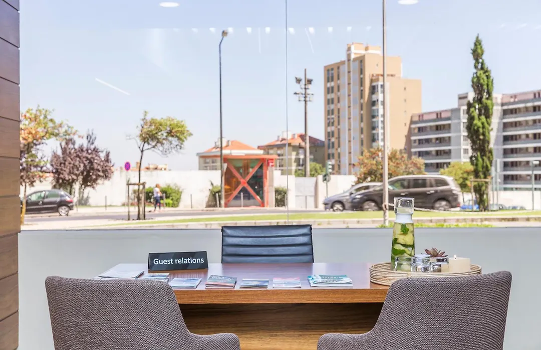 Ramada By Wyndham Lisbon-1